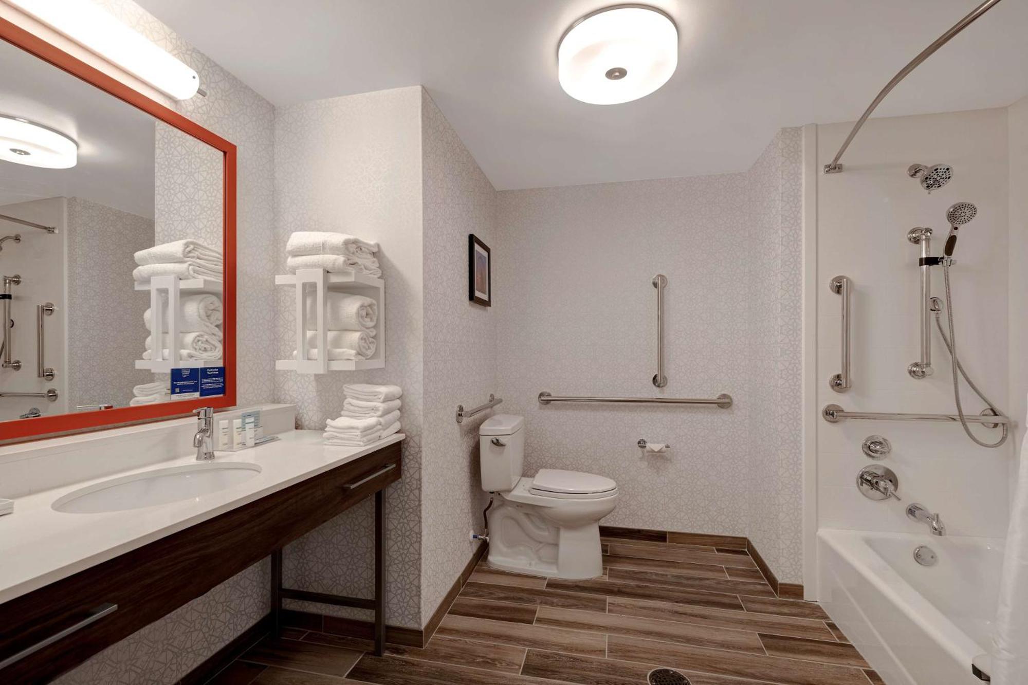 Hampton Inn Crown Point, In Luaran gambar